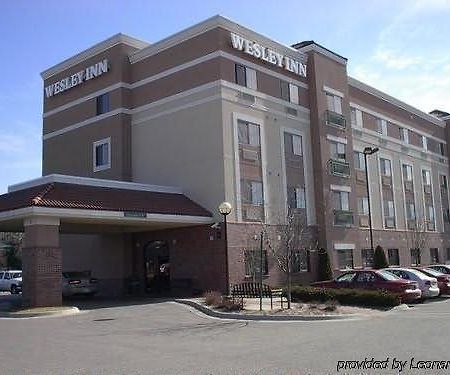 Wesley Inn Wichita Kültér fotó