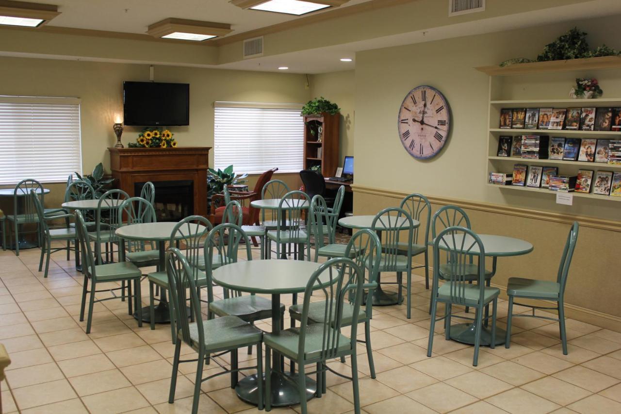 Wesley Inn Wichita Kültér fotó