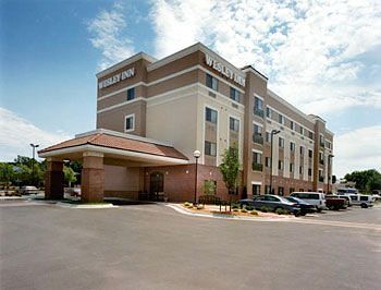 Wesley Inn Wichita Kültér fotó